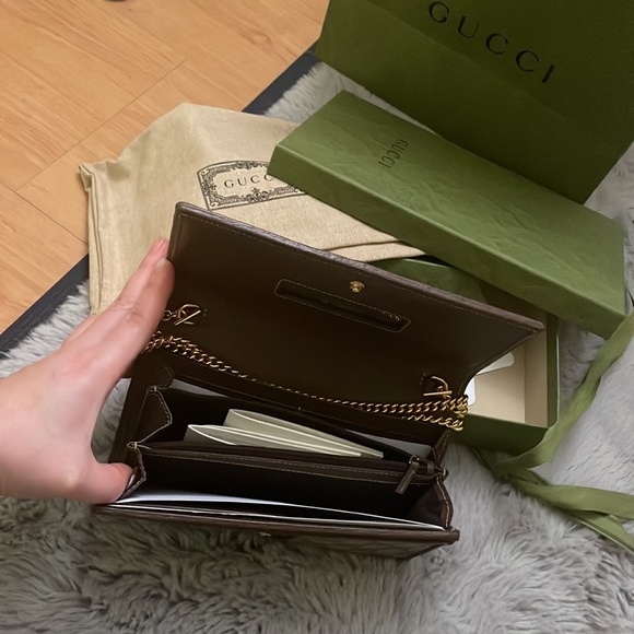 Gucci chain wallet - Picture 3 of 5